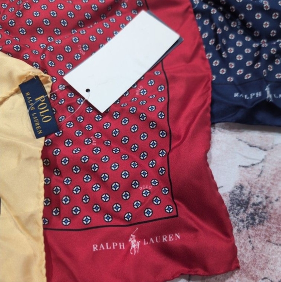 Ralph Lauren Polo tie and pocket hanks - Picture 7 of 9